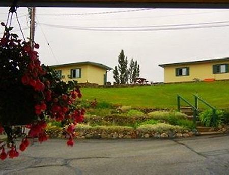 Pleasant View Motel Summerland Εξωτερικό φωτογραφία
