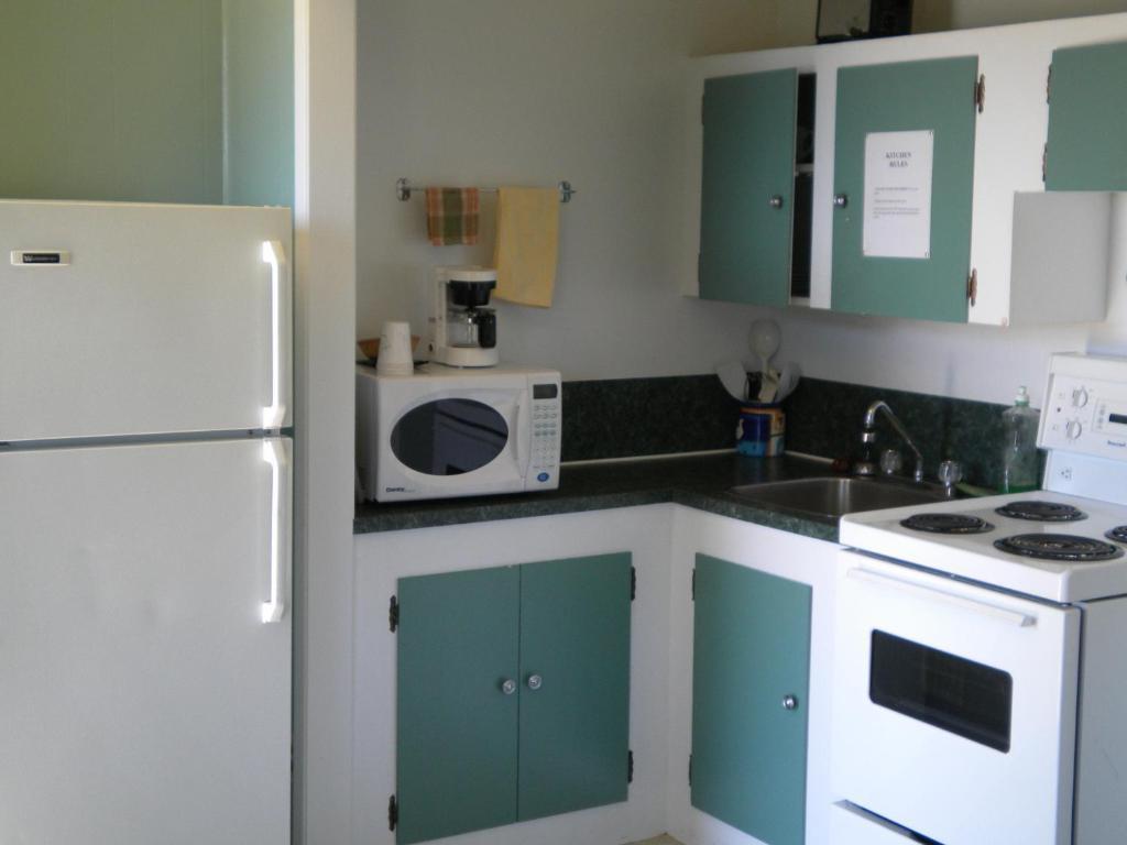 Pleasant View Motel Summerland Δωμάτιο φωτογραφία
