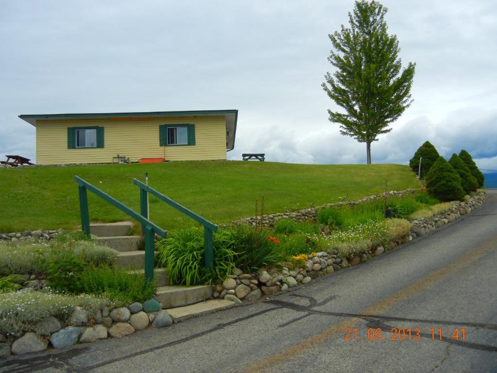 Pleasant View Motel Summerland Εξωτερικό φωτογραφία